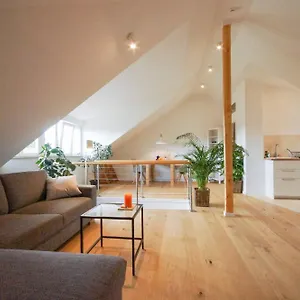 https://moderne-helle-wohnung.hotelsheidelberg.net